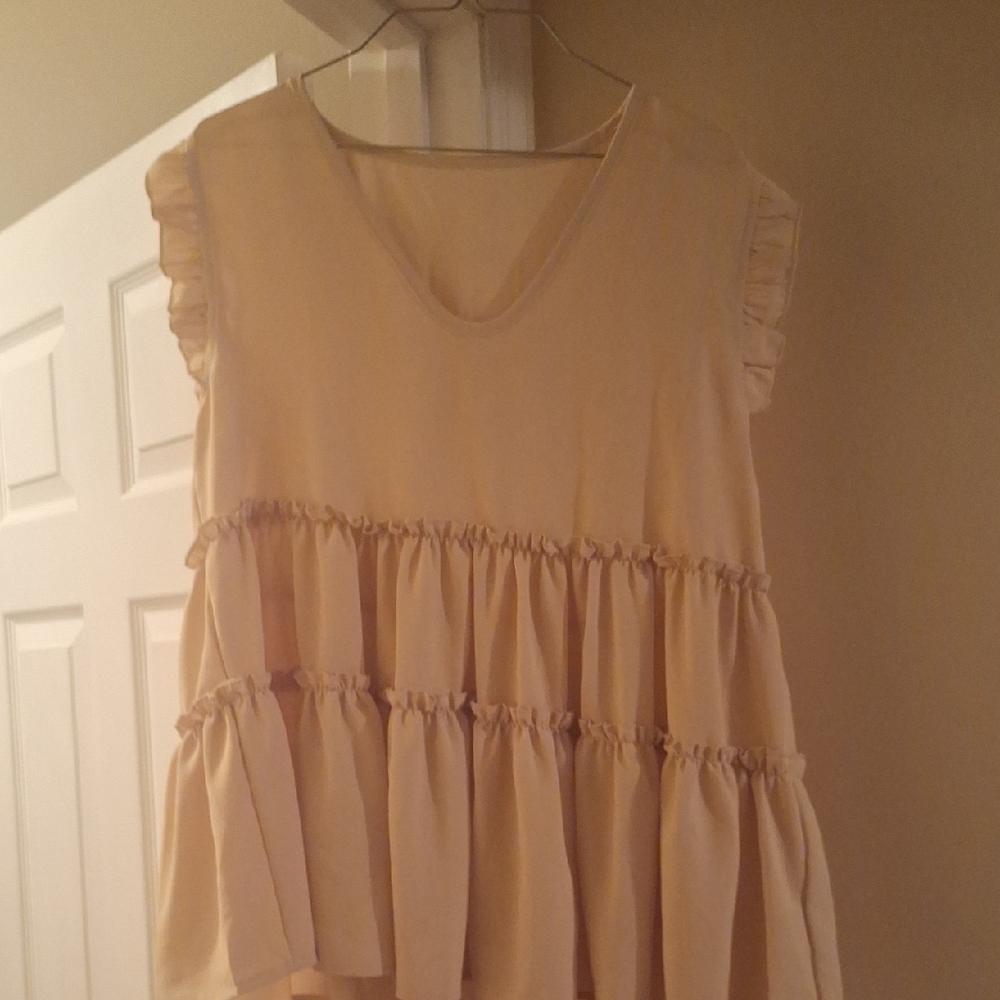 Women's Cream Ruffle Top